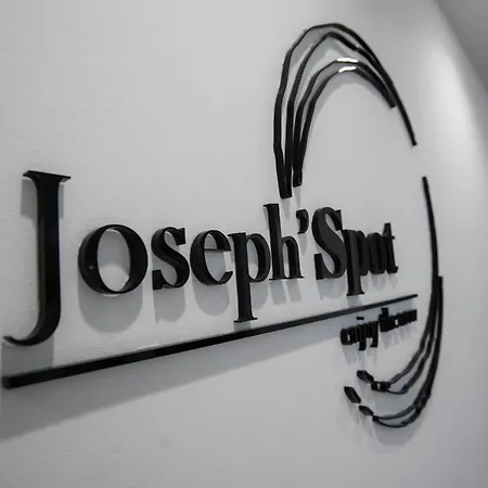 Joseph'spot Center Апарт-отель